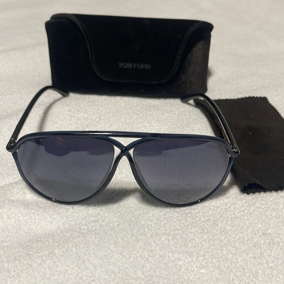 Tom Ford Blue Aviator Sunglasses Unisex - Picture 2 of 8